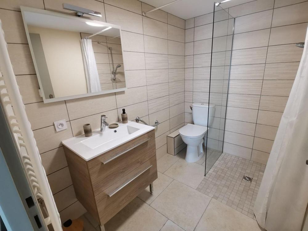 Gite - Chambres D'Hotes La Belle Helene Bressuire Extérieur photo